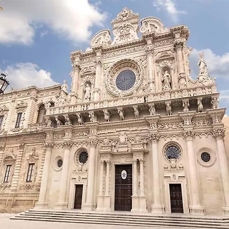 Suite Piazza Mazzini 90 Mq 5 Lecce Exterior photo